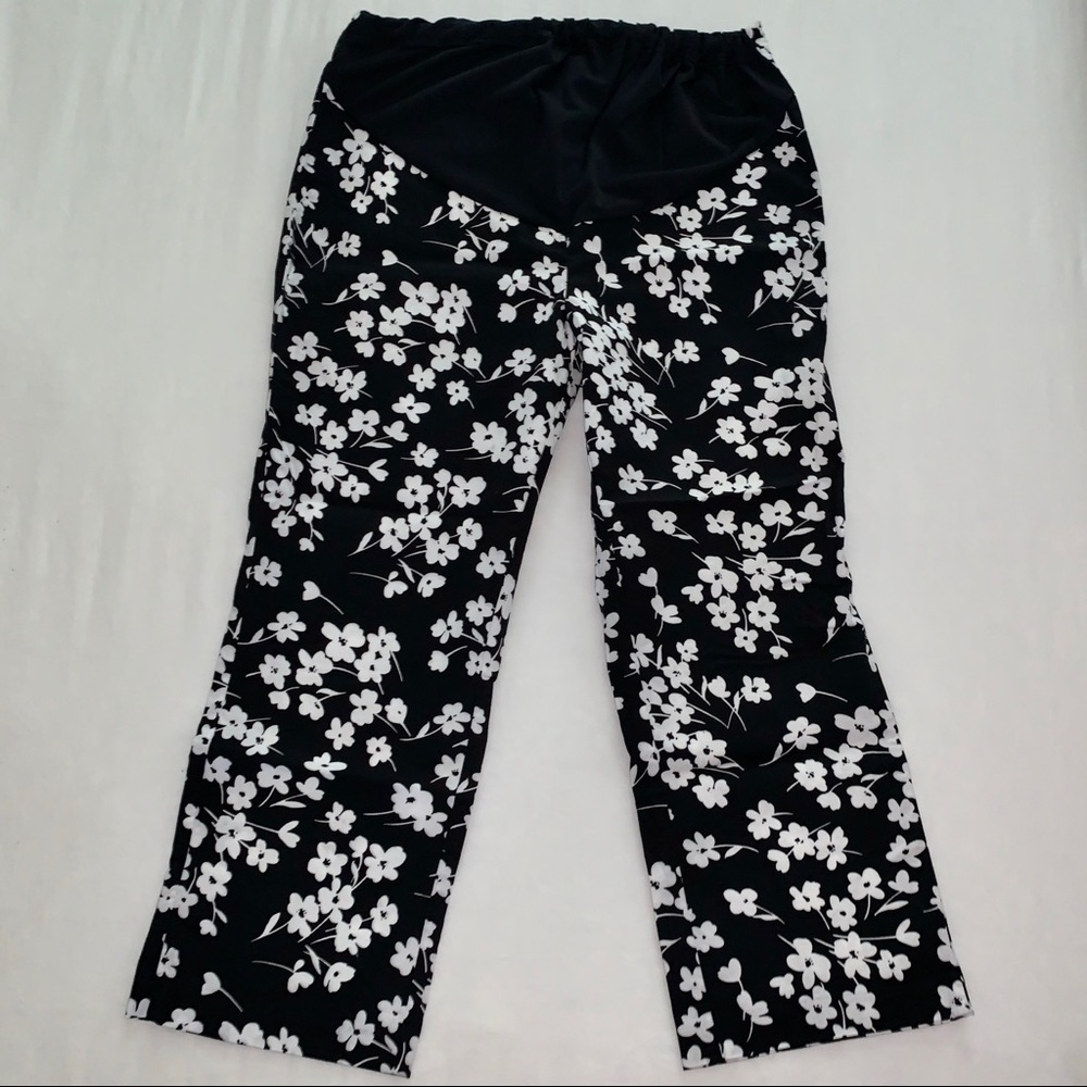 Floral maternity capri pants!